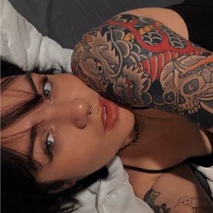 Meet your Posher, Estefania